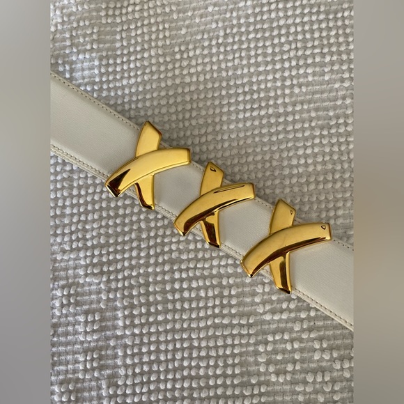 Vintage White Gold Detail Leather Belt - Picture 5 of 9